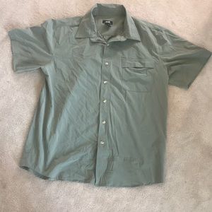 Lightweight outdoor shirt